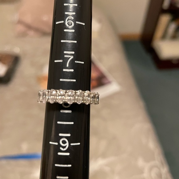 Judith Ripka diamonique anniversary band in size 8 - Picture 5 of 5